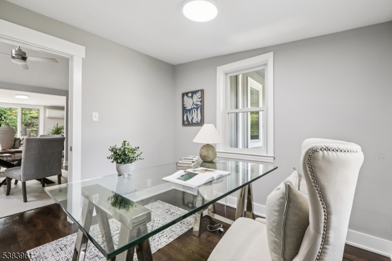28 Sunrise Rd