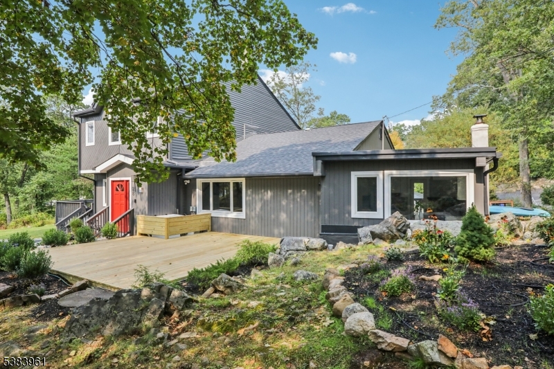 28 Sunrise Rd
