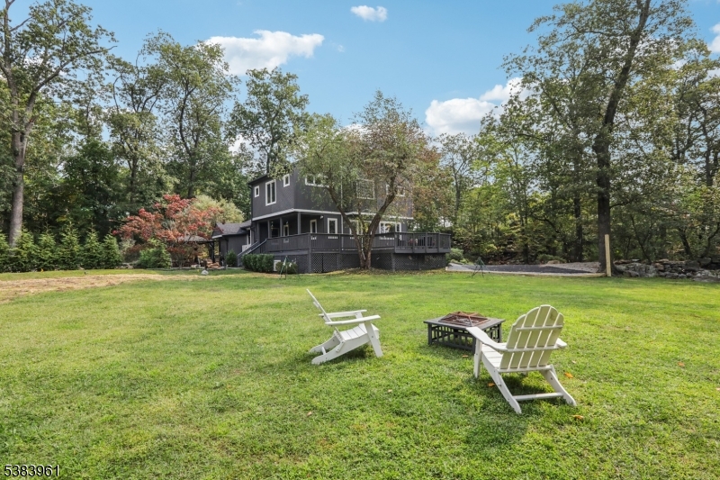 28 Sunrise Rd