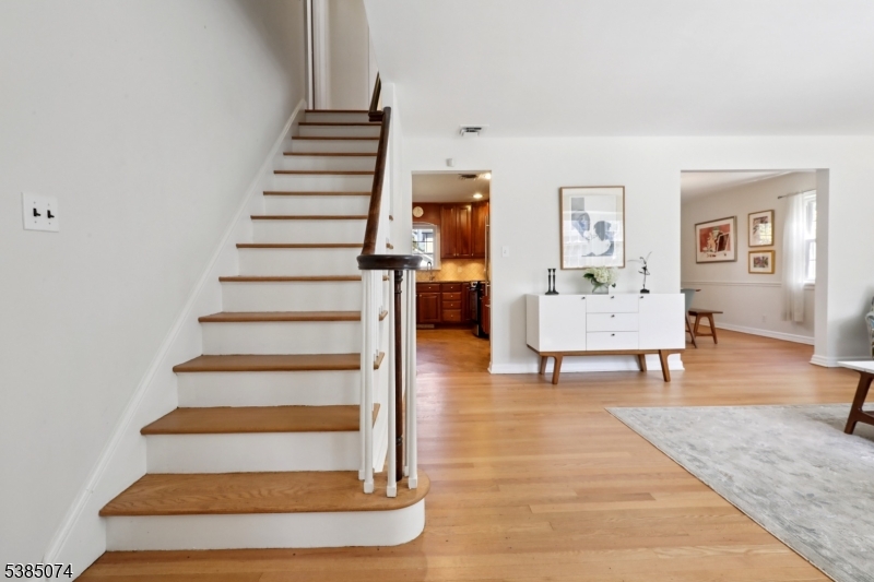 30 Ernst Ave