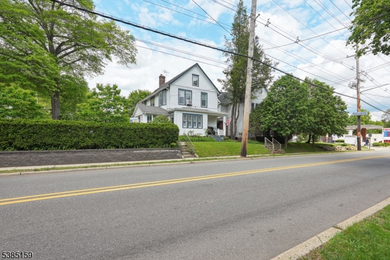 412 S Maple Ave