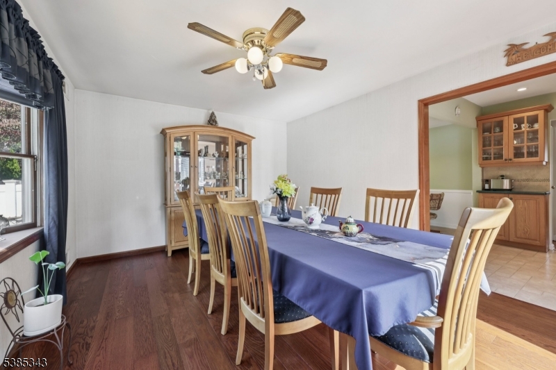49 Knollwood Ter