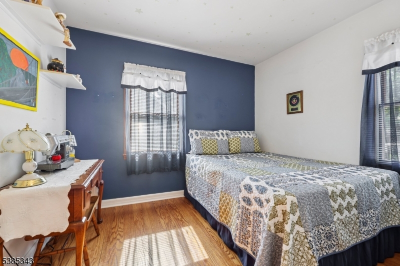 49 Knollwood Ter