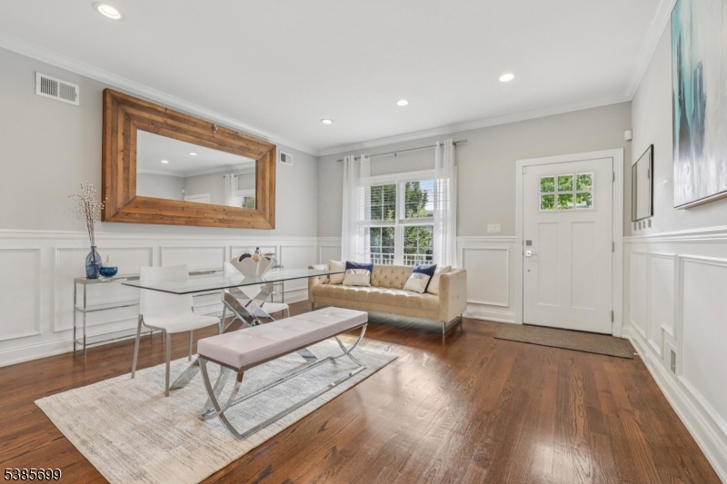 32 Central Ave