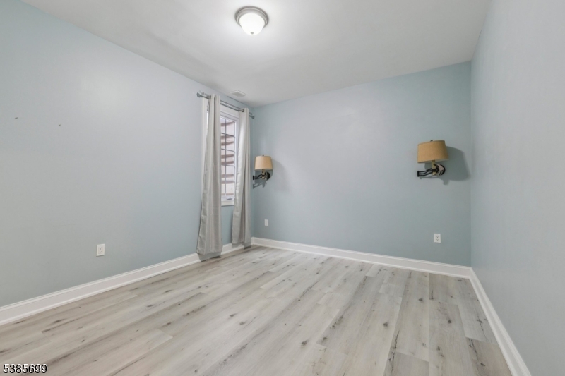 32 Central Ave