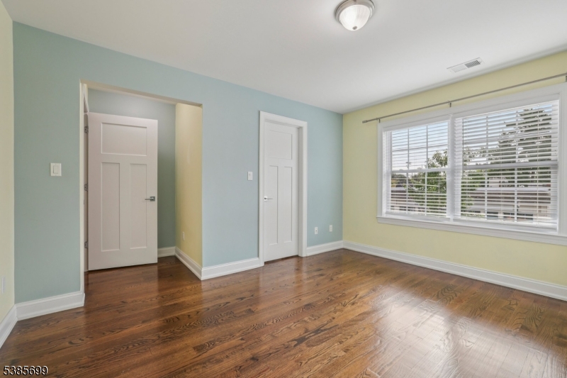 32 Central Ave