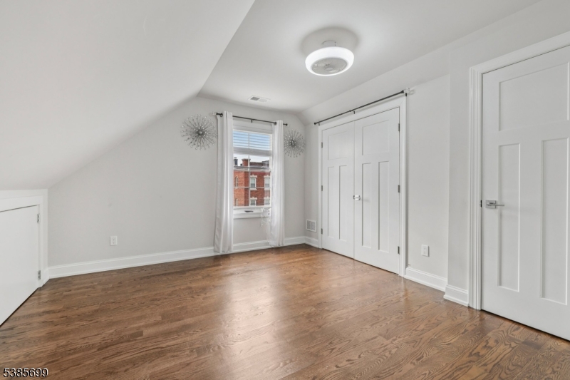 32 Central Ave