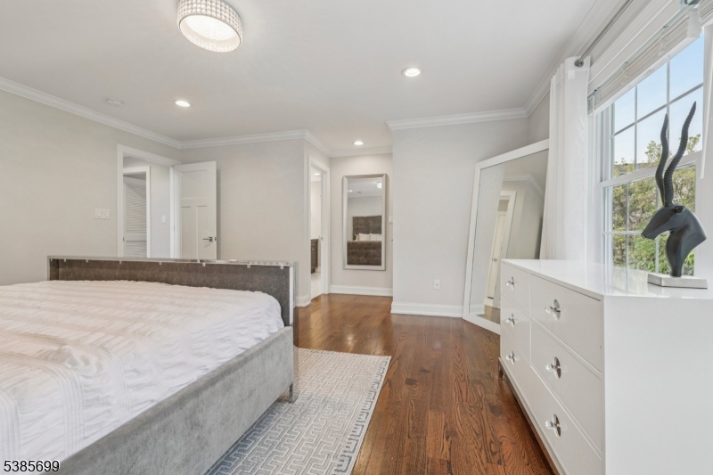 32 Central Ave