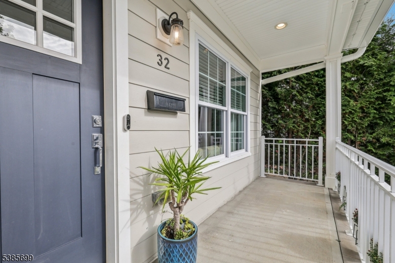 32 Central Ave