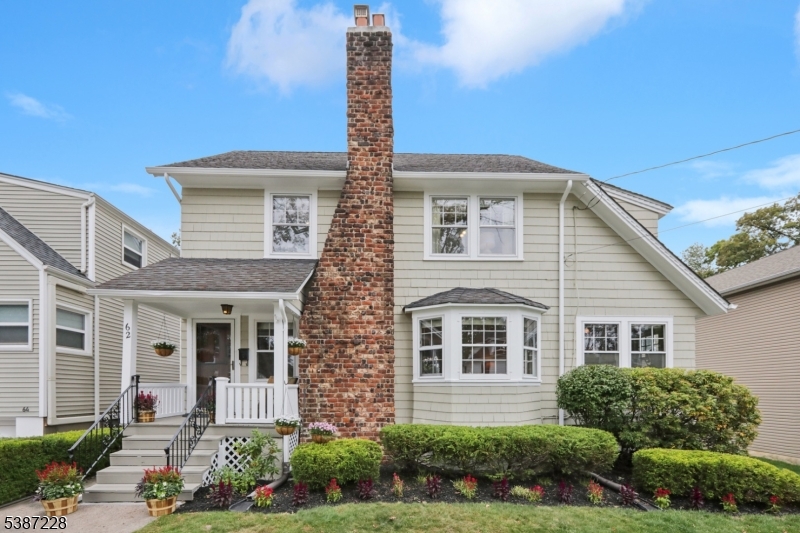62 Hillside Ave