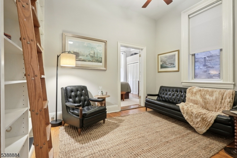 204 Garden St 1