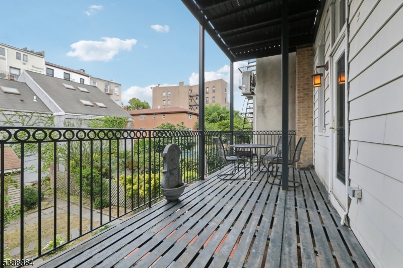 204 Garden St 1