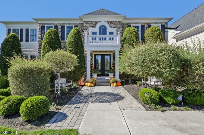6 Northwood Dr