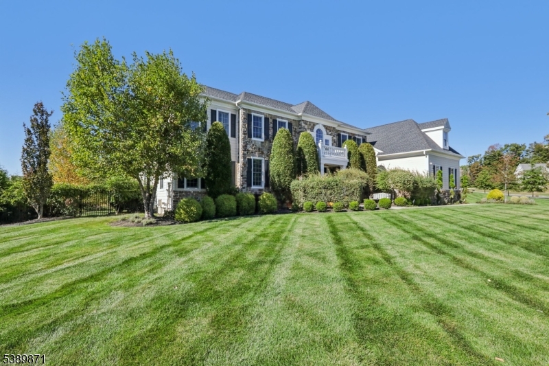 6 Northwood Dr