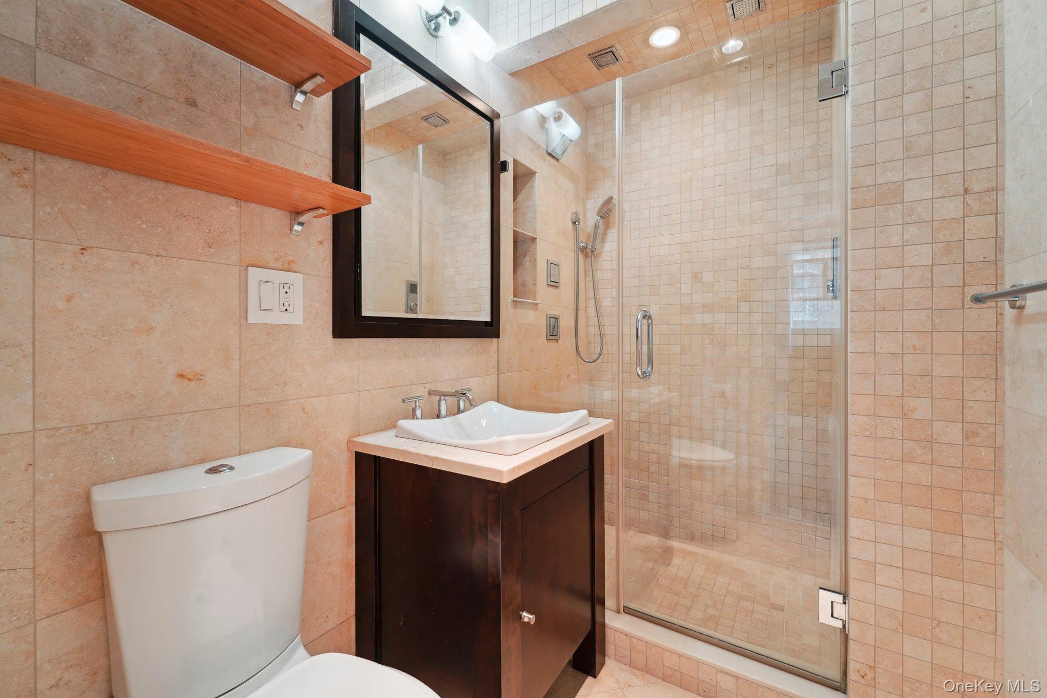 2727 Palisade Avenue Unit: 4H