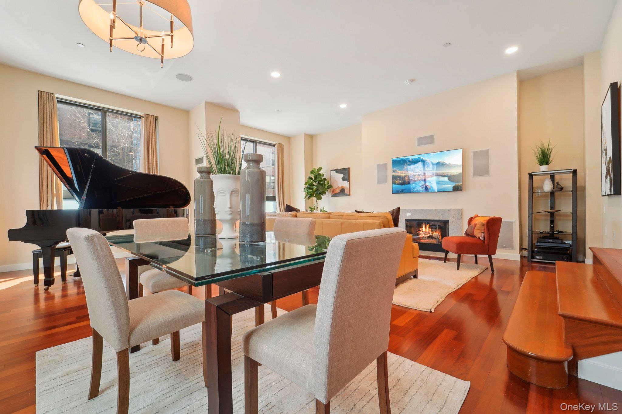 27 City Place Unit: THB