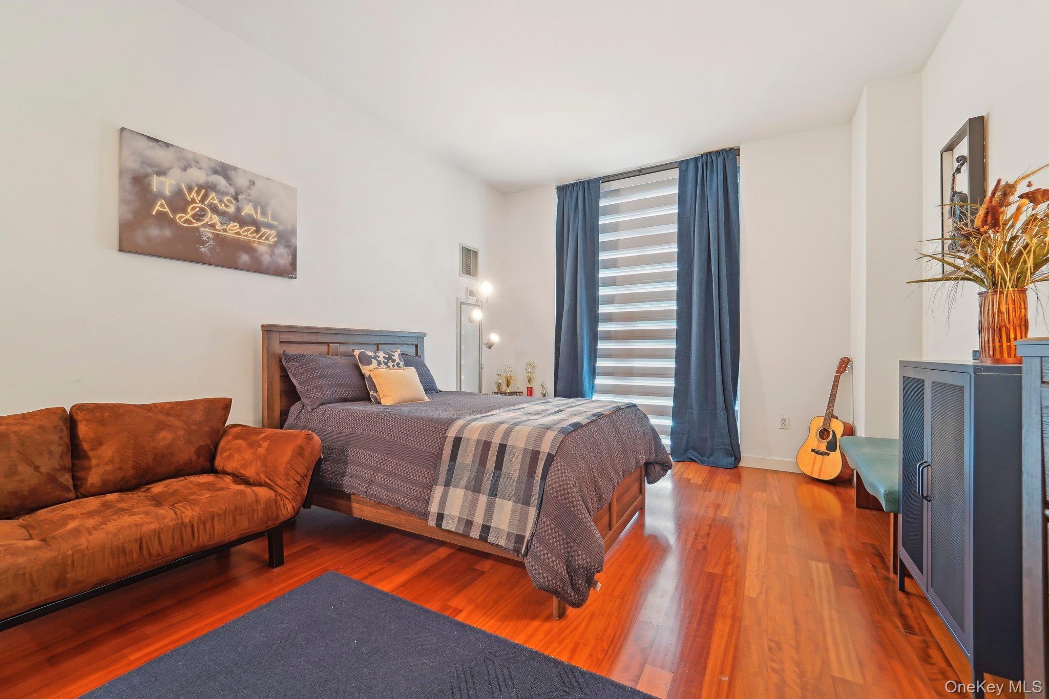 27 City Place Unit: THB