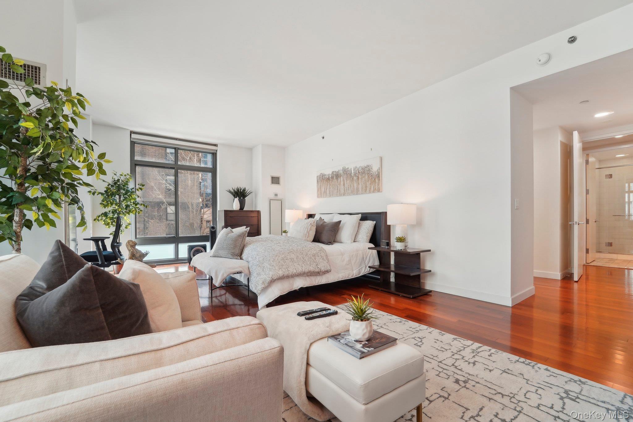 27 City Place Unit: THB