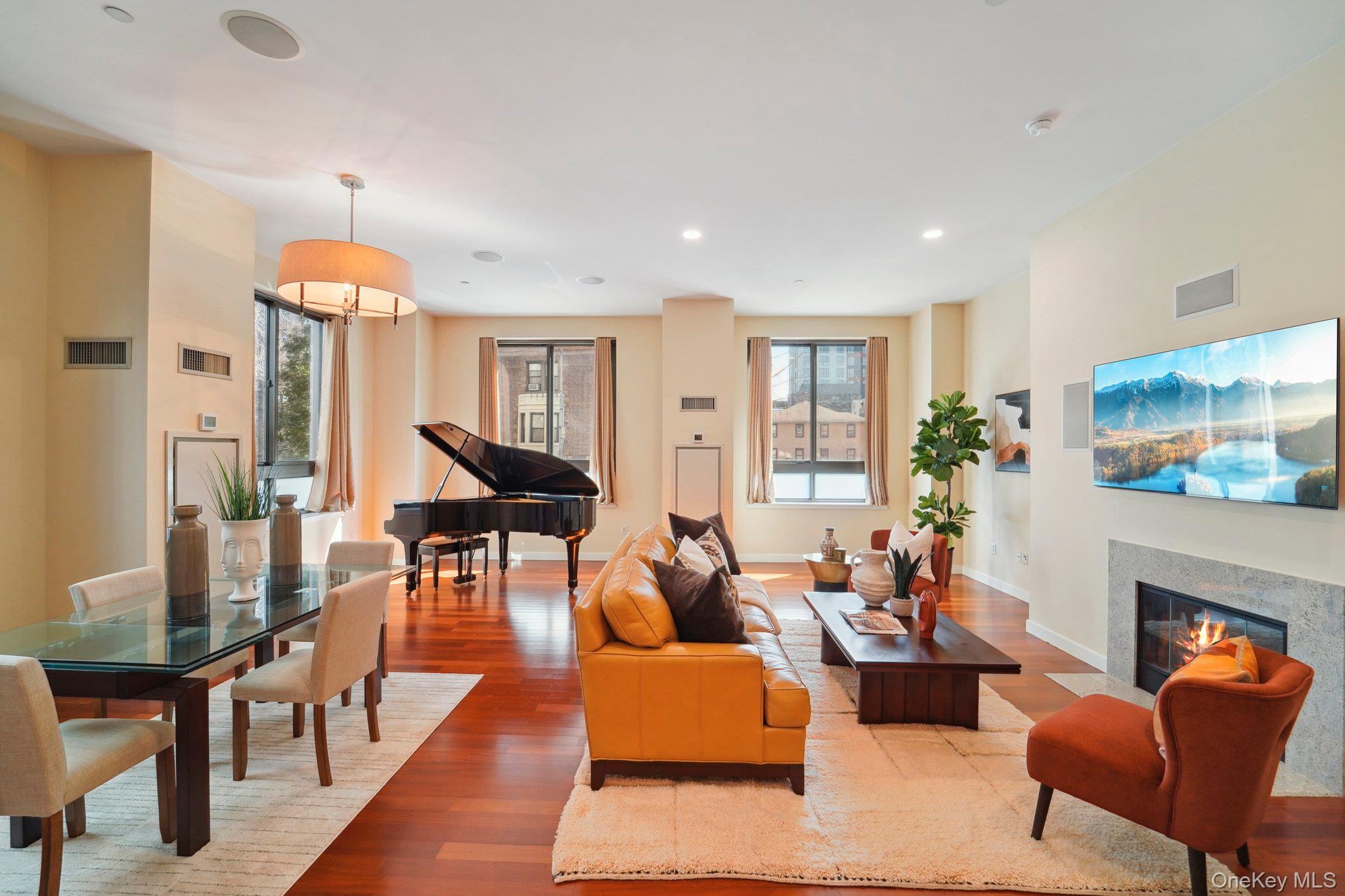 27 City Place Unit: THB