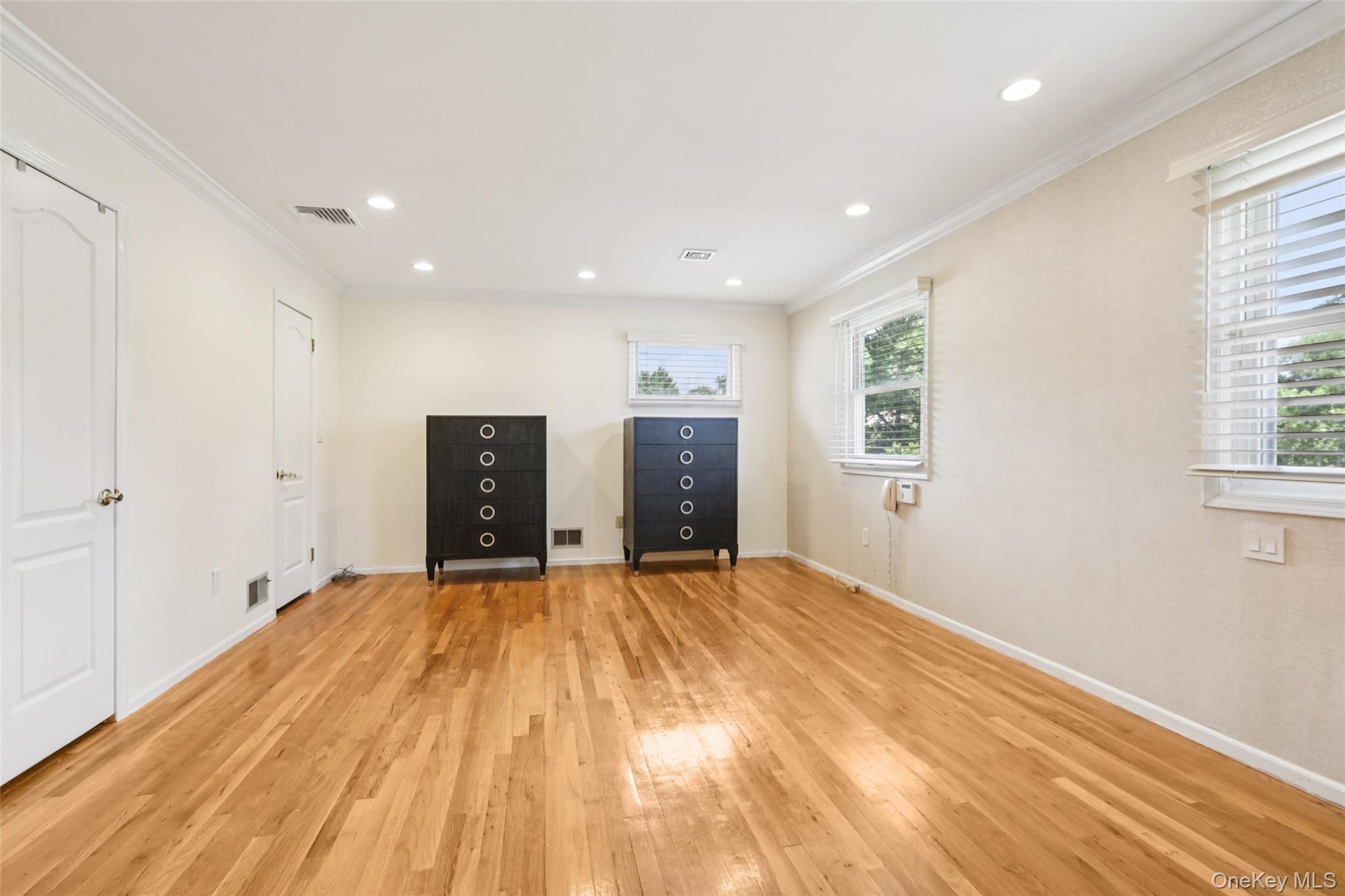 17 Oriole Road