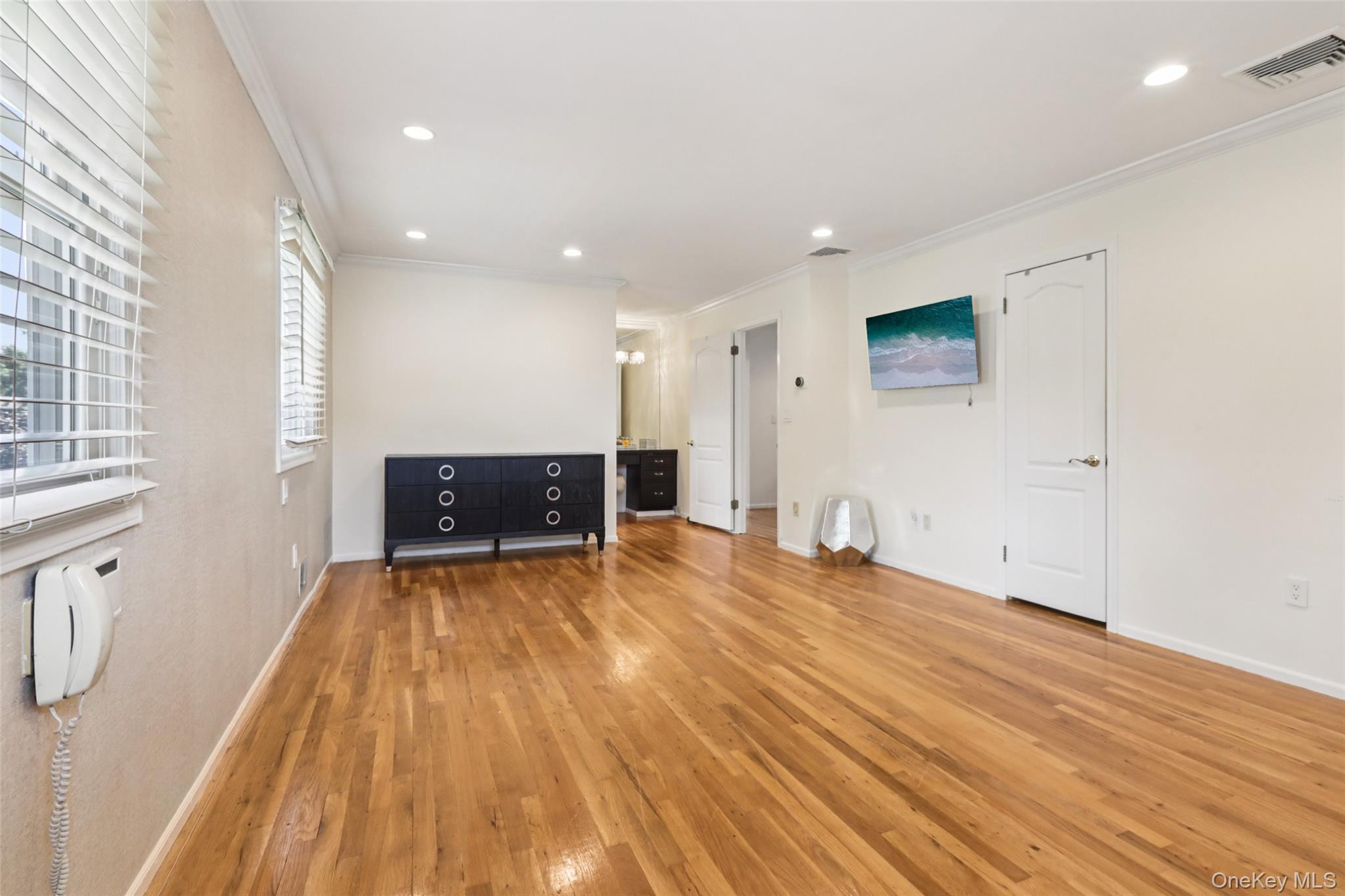 17 Oriole Road