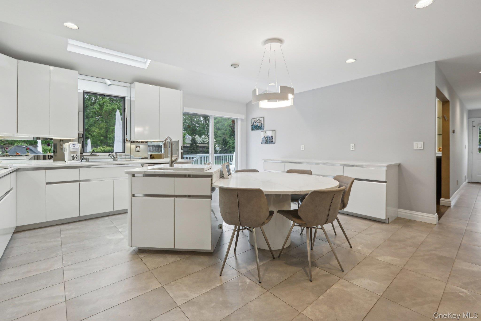 17 Oriole Road