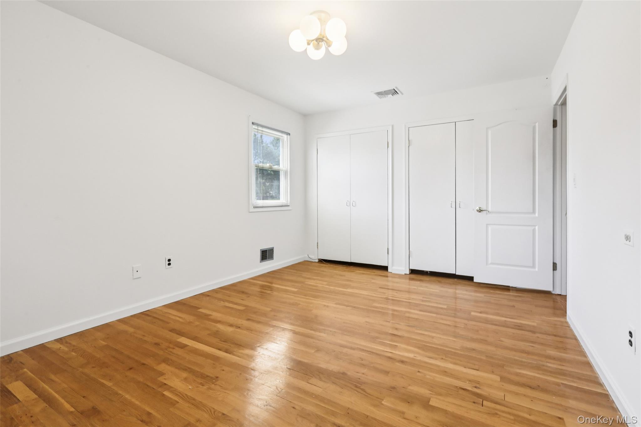 17 Oriole Road