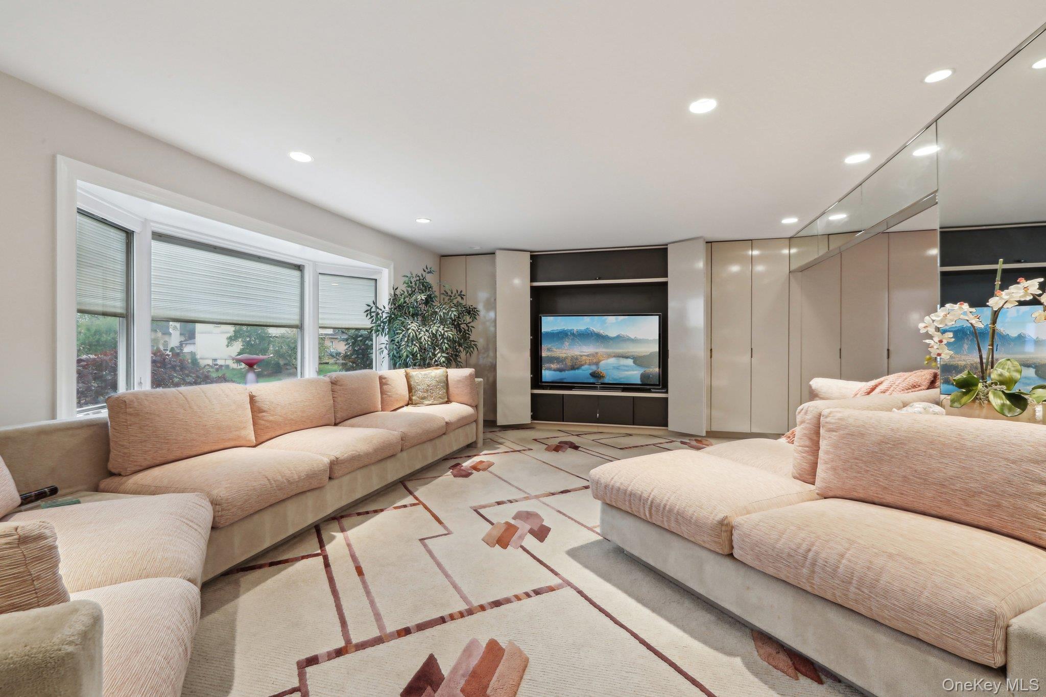 17 Oriole Road