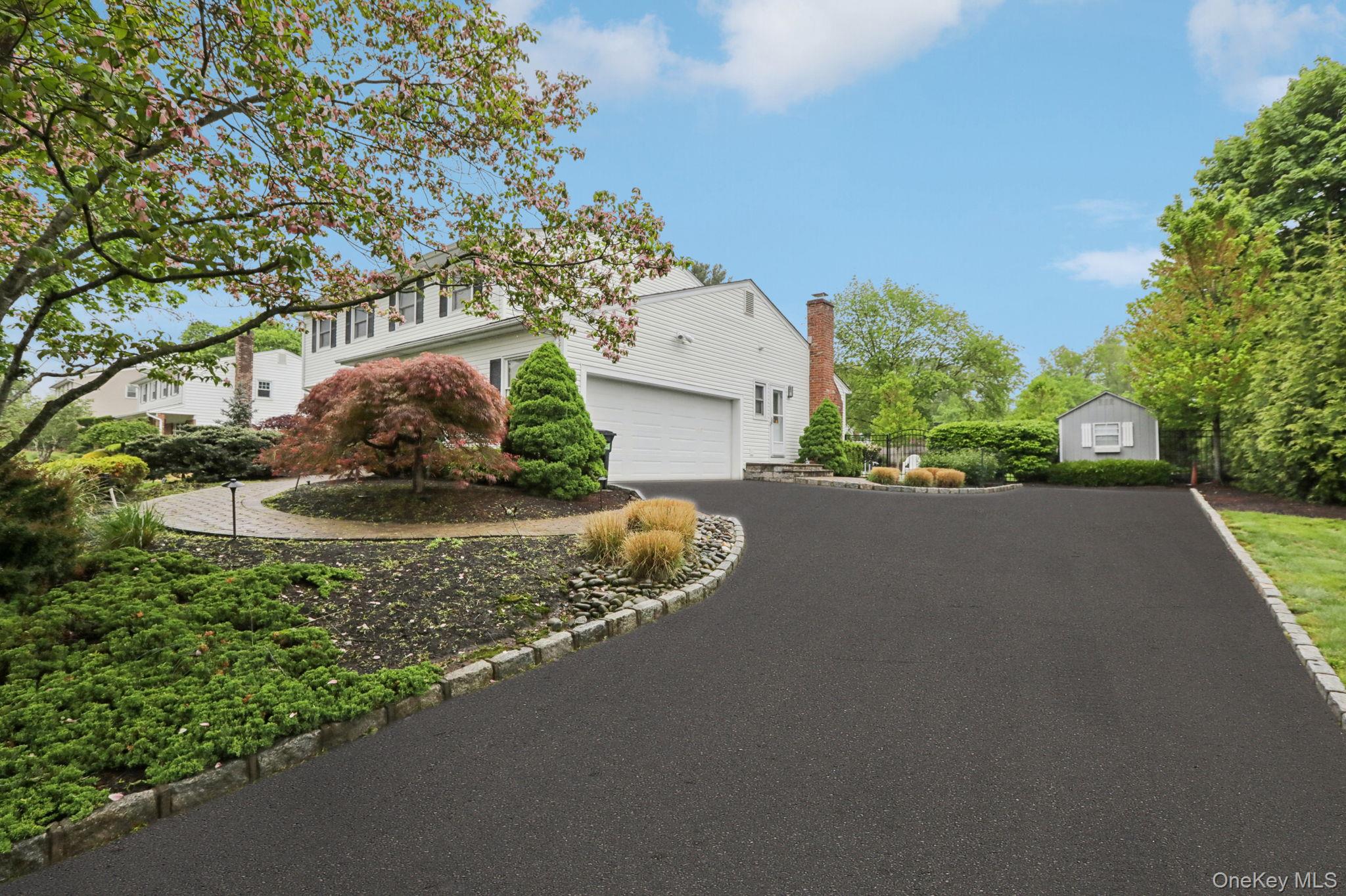 17 Oriole Road