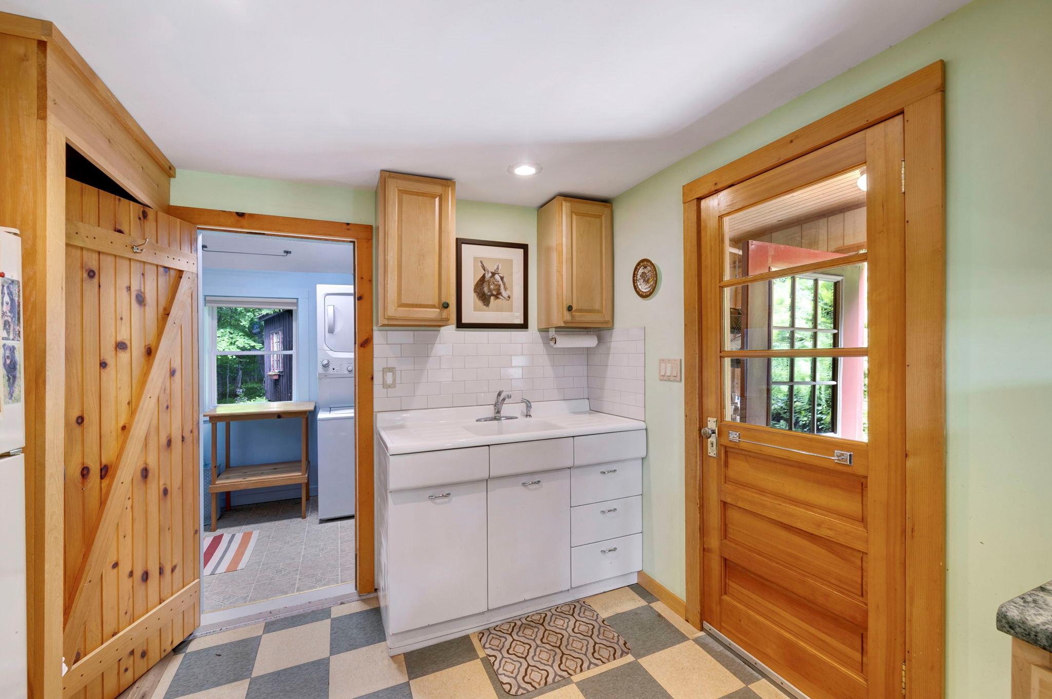 5/6/7 Ames-Bott Bridge Road Unit: Ames Bott