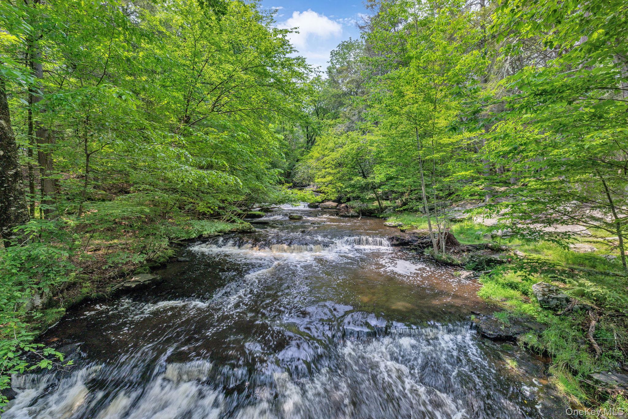34 N Mohican Trail N