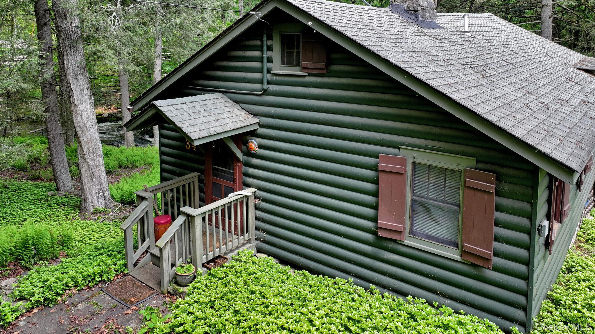 34 N Mohican Trail N