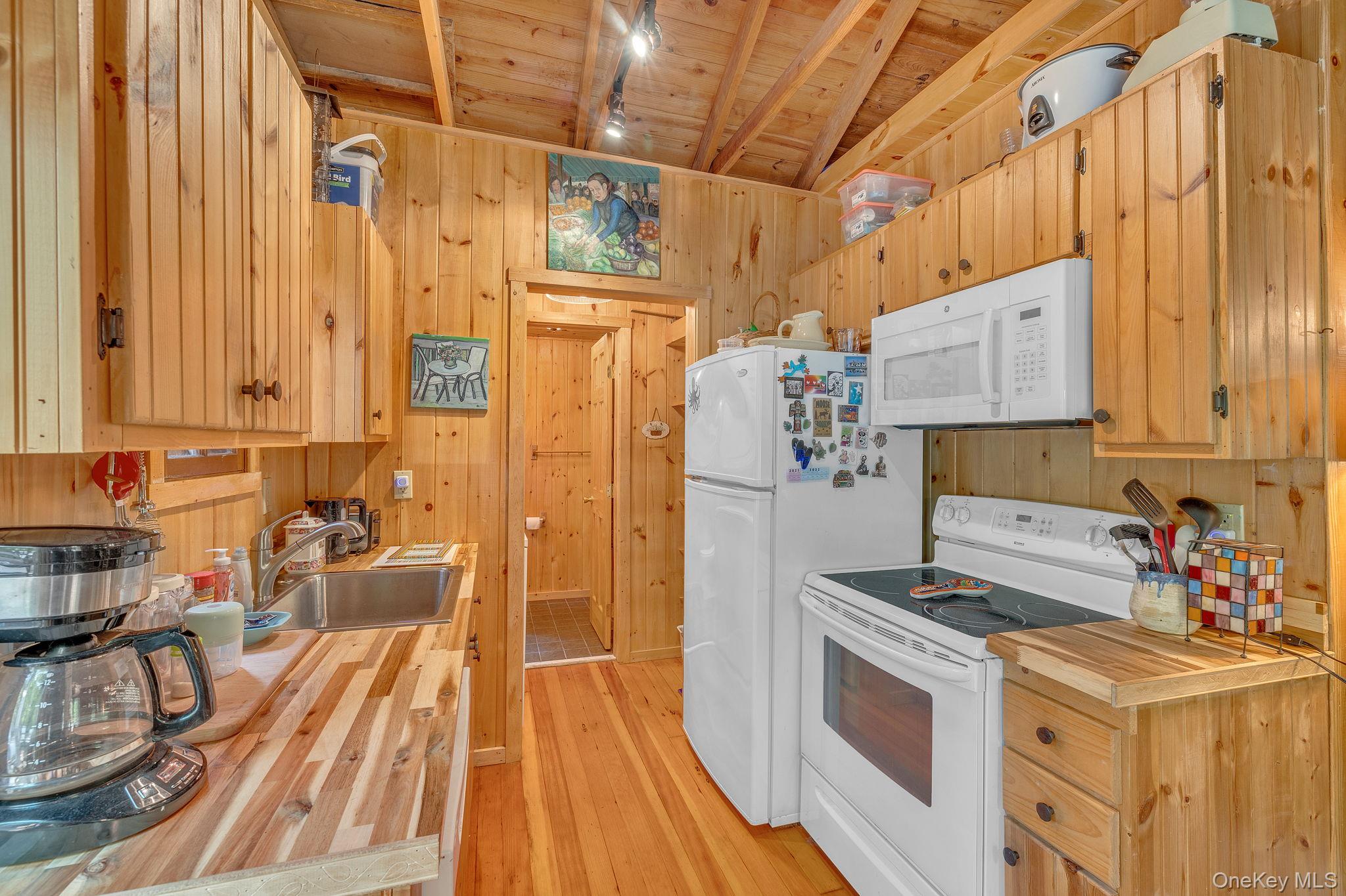 34 N Mohican Trail N