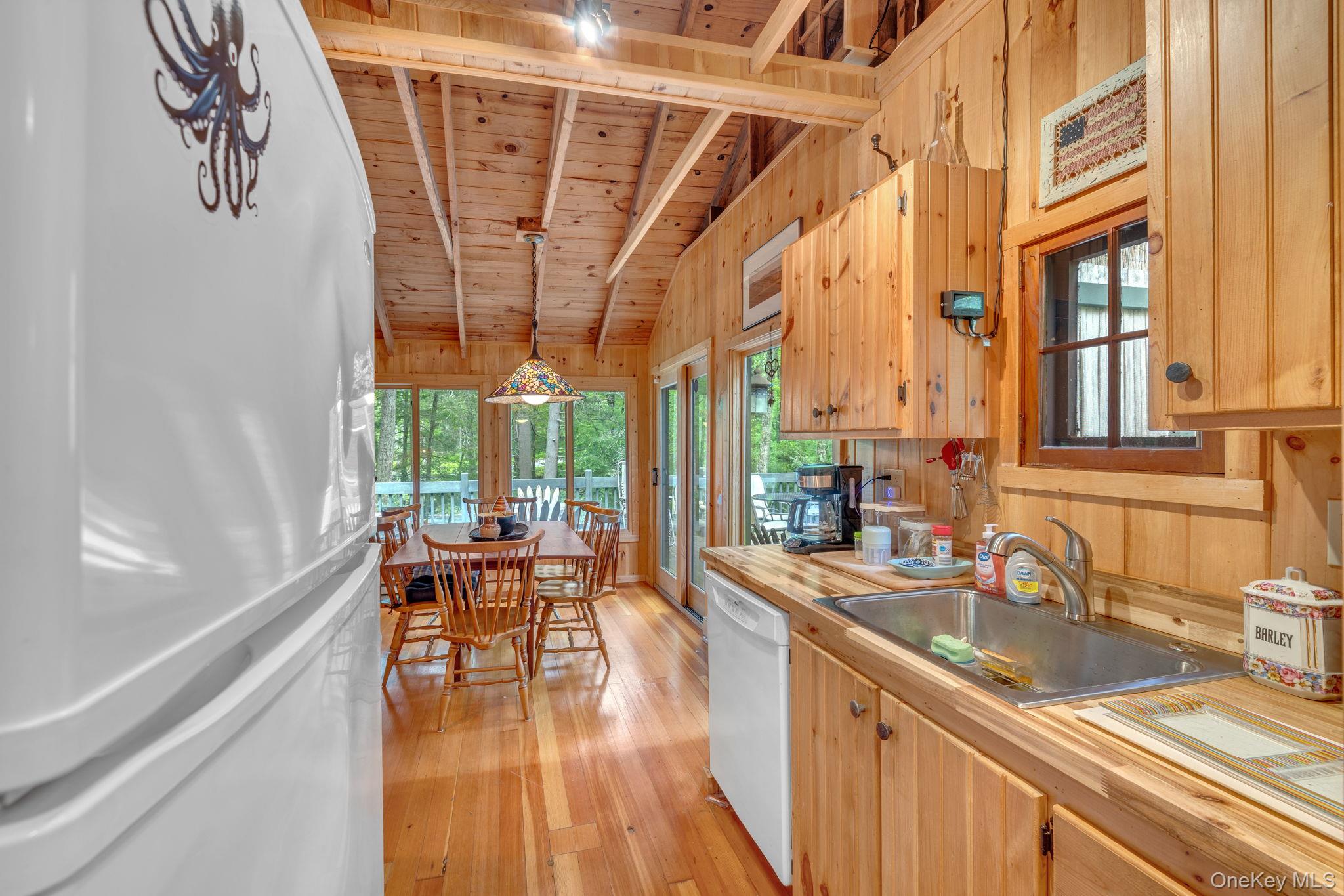 34 N Mohican Trail N
