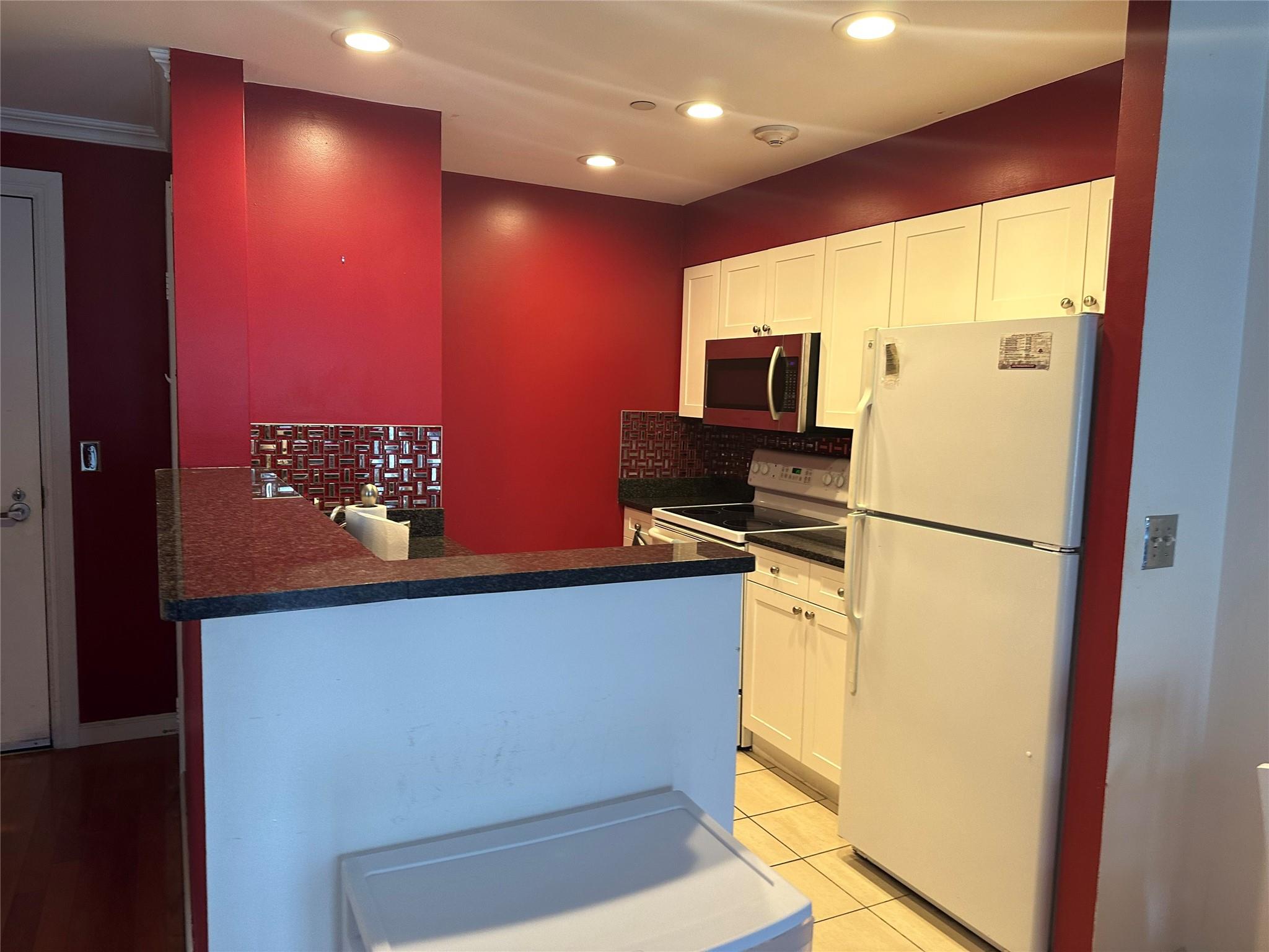 31 Greenridge Avenue Unit: 1P