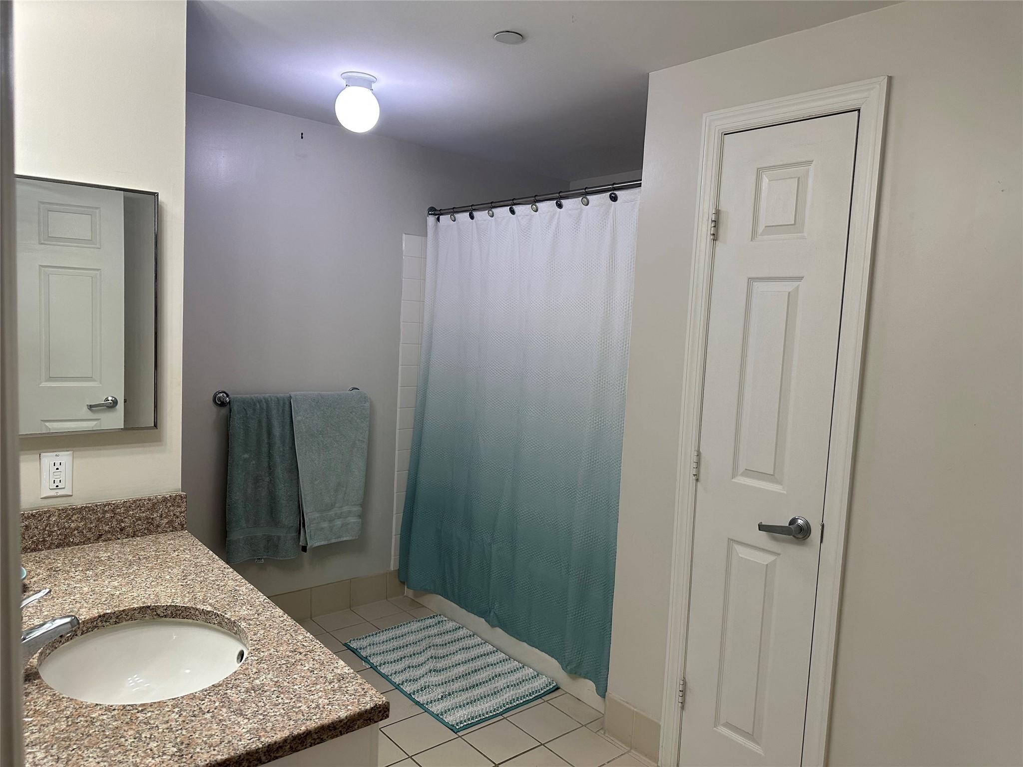 31 Greenridge Avenue Unit: 1P