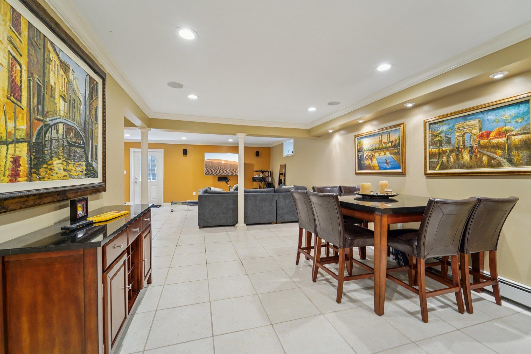 10 Willow Drive
