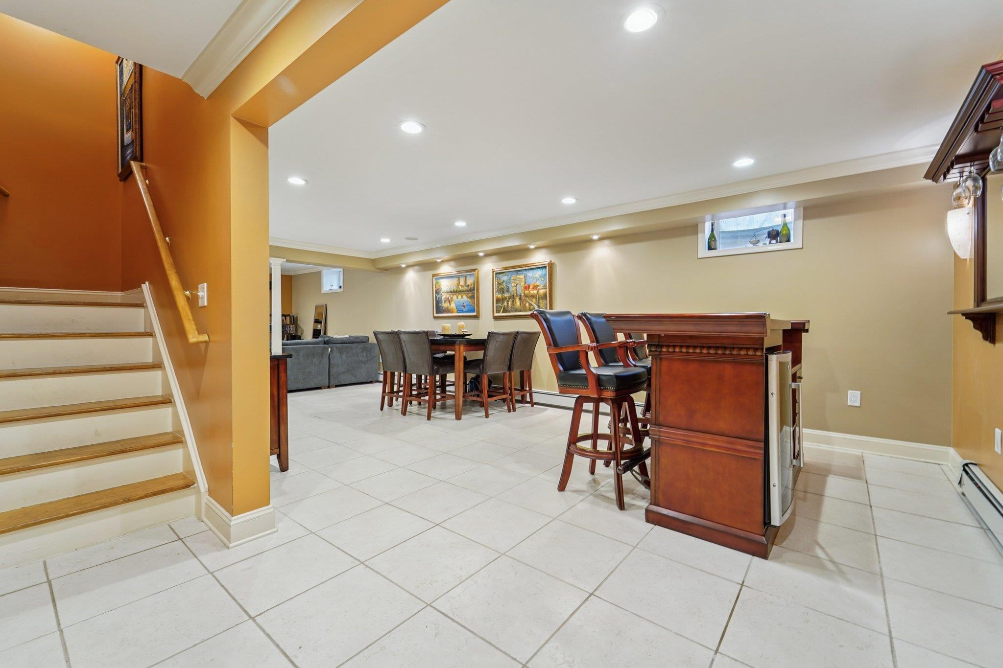10 Willow Drive