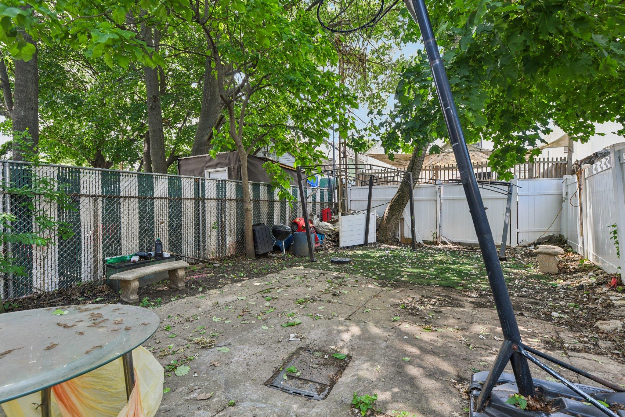 9406 76th Street