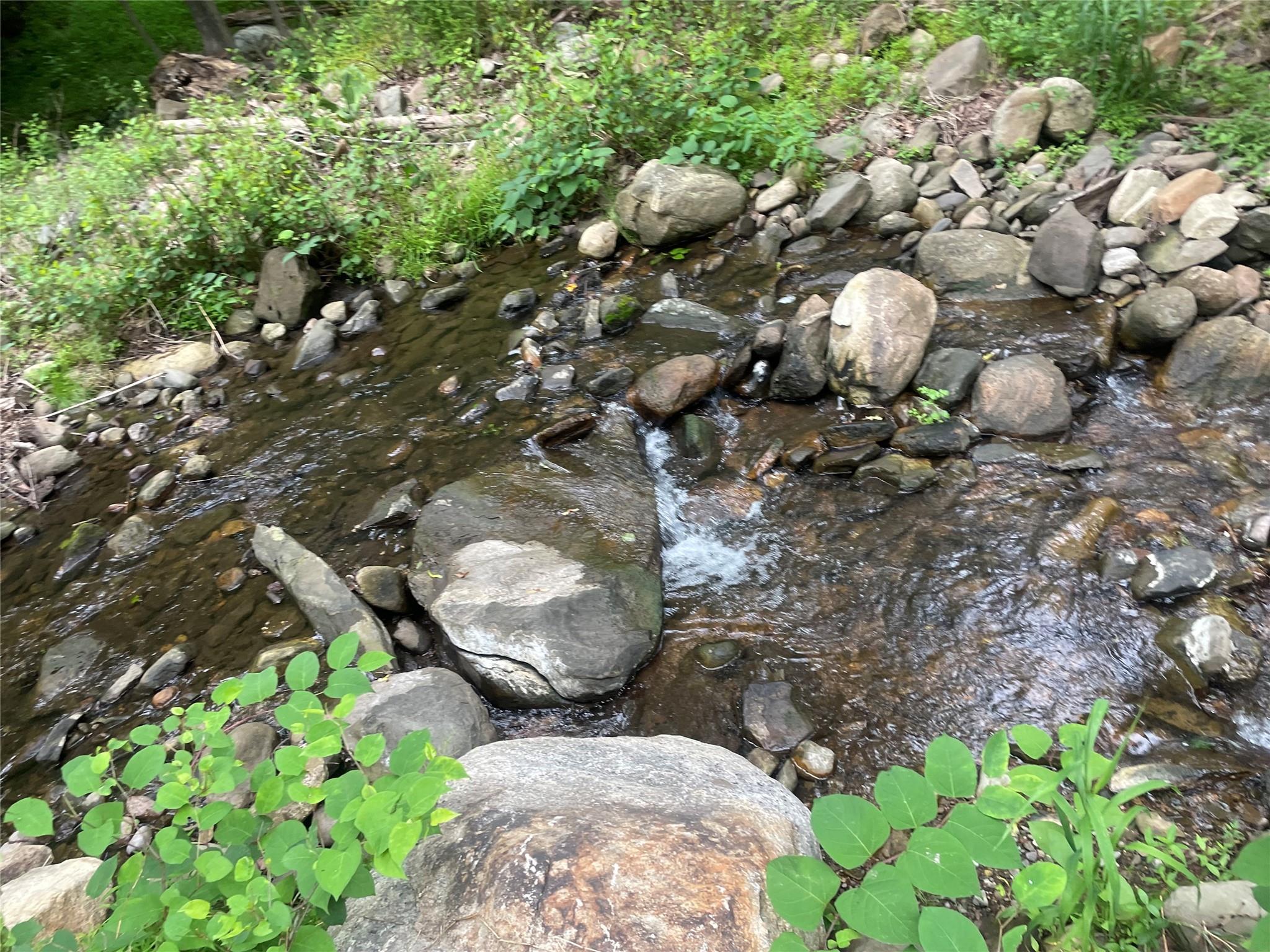 160 S Mountain Road