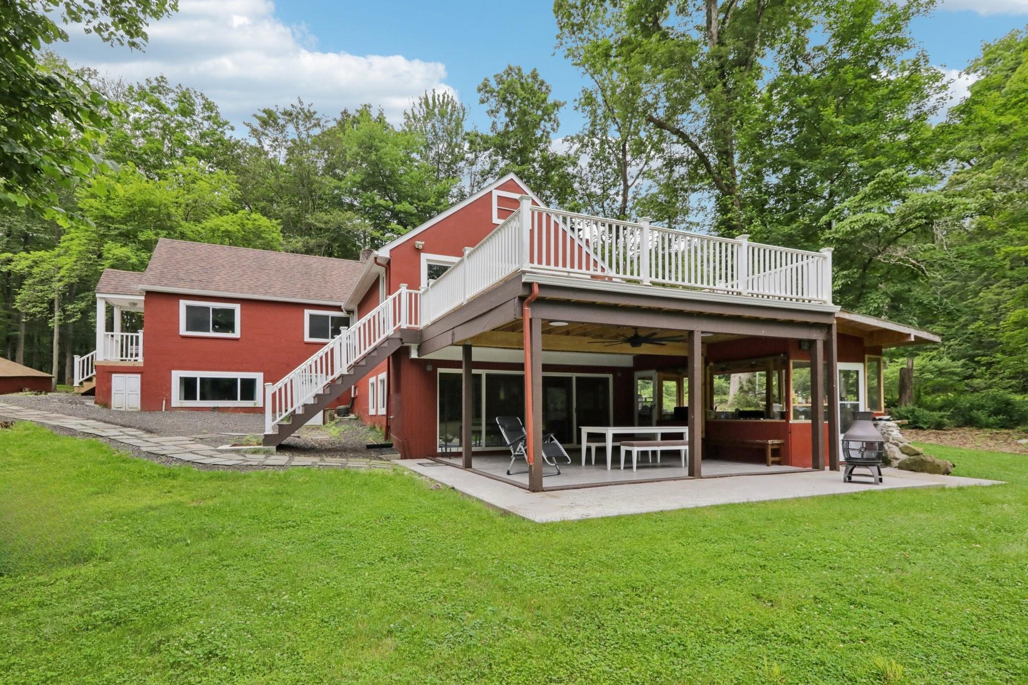 160 S Mountain Road