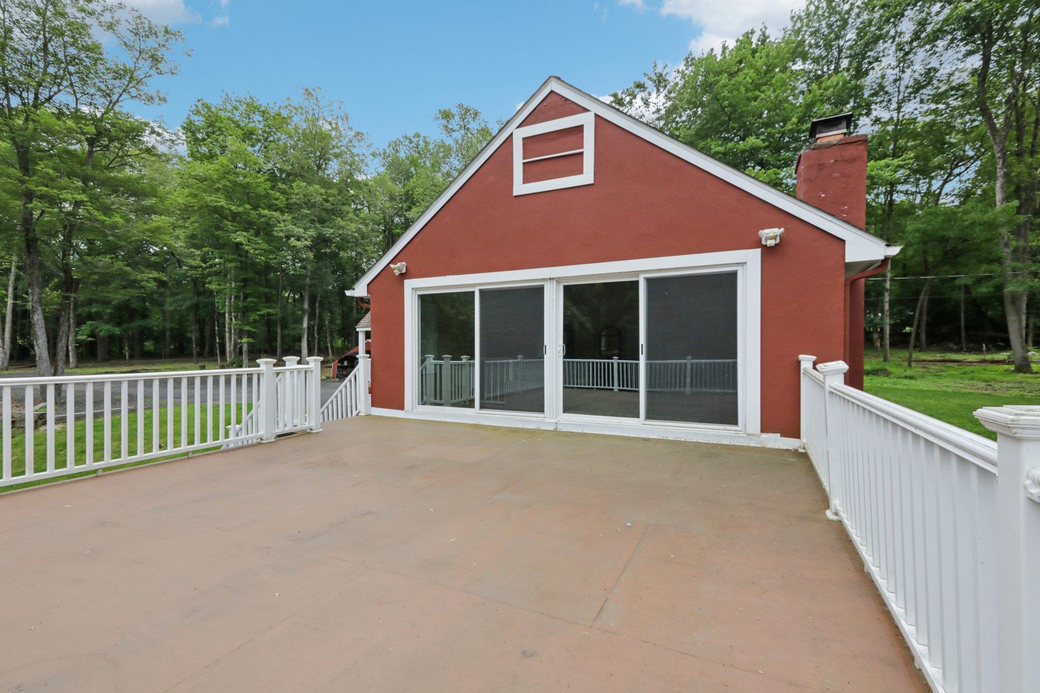 160 S Mountain Road