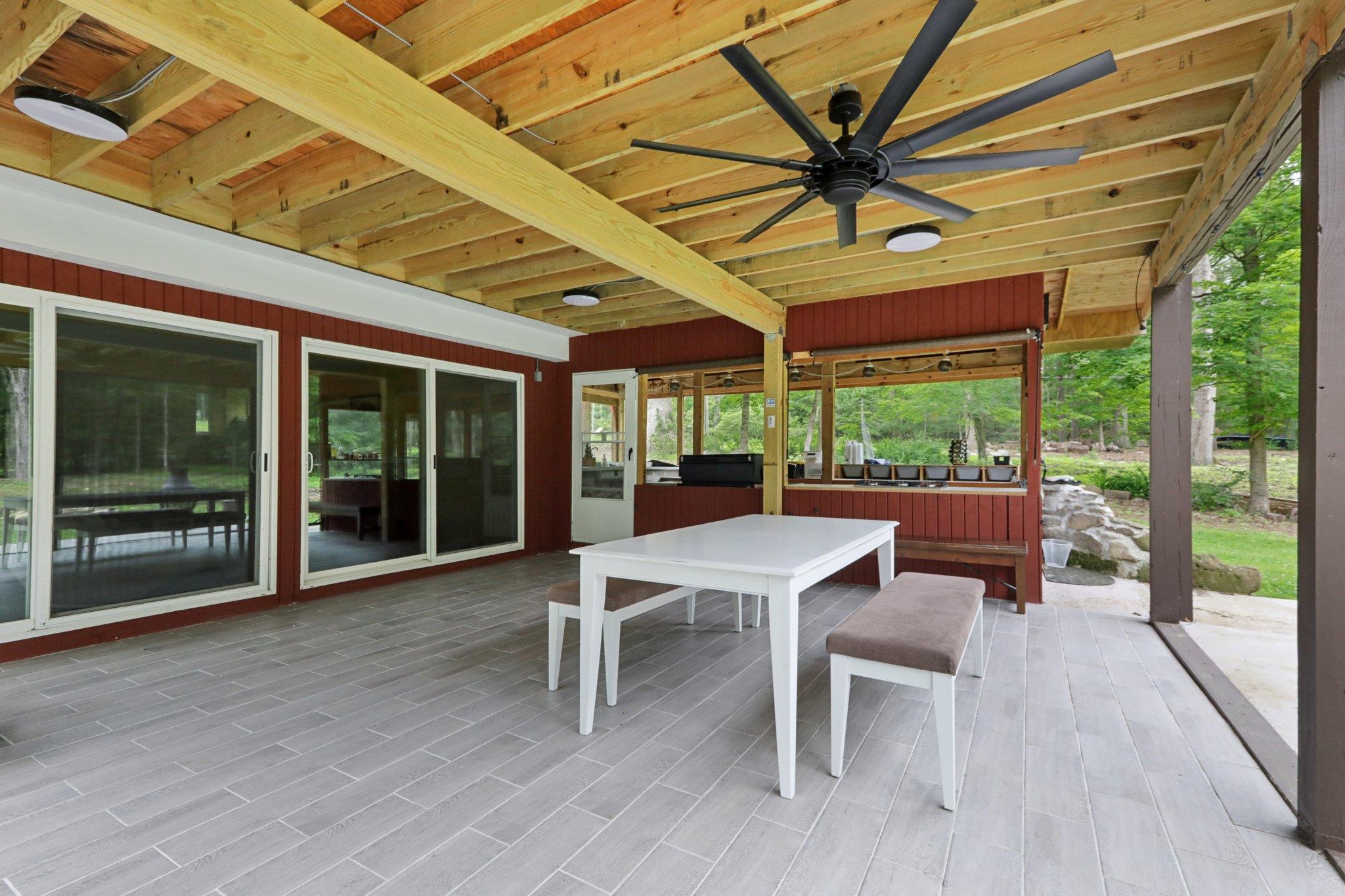160 S Mountain Road