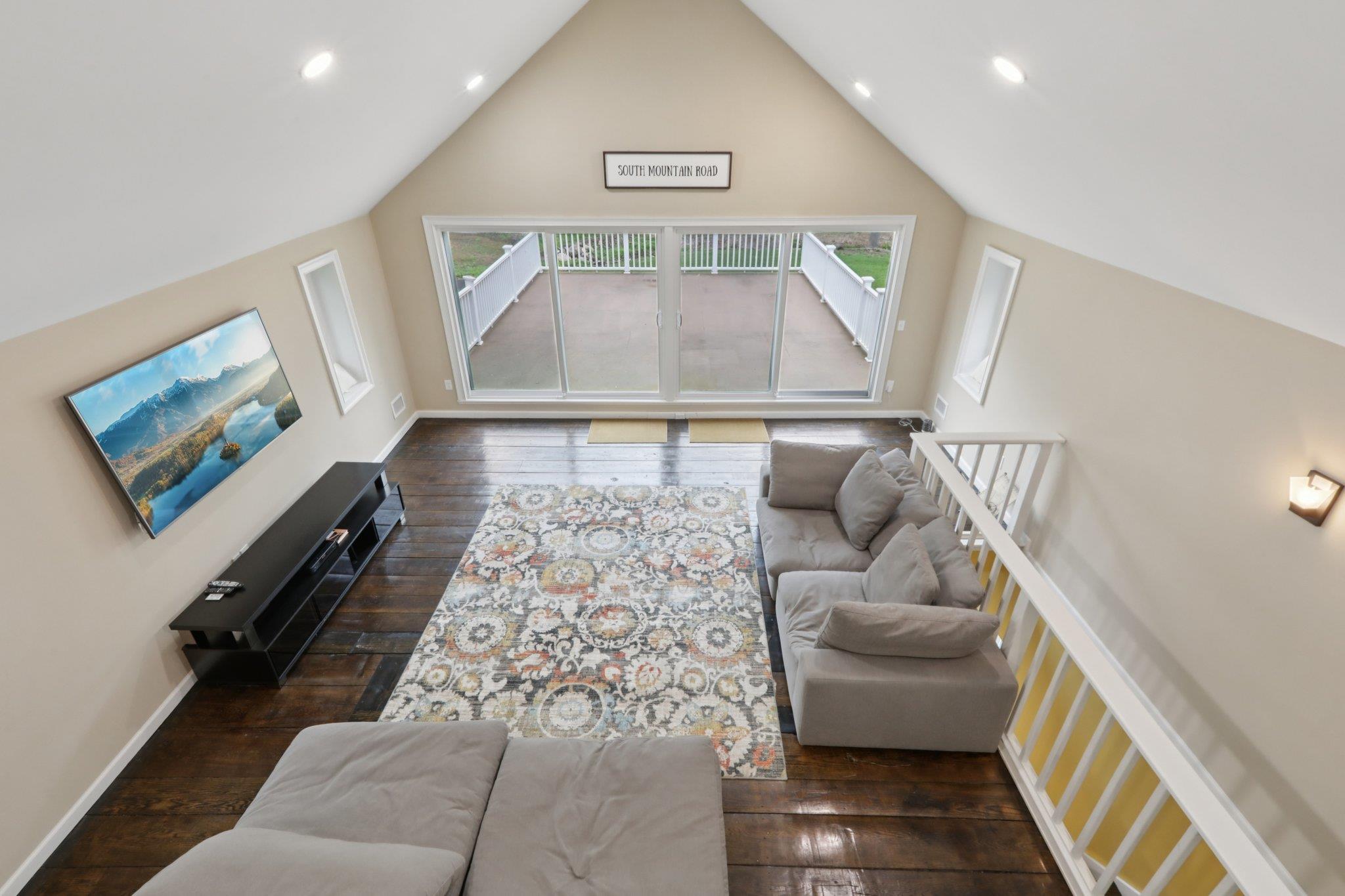 160 S Mountain Road