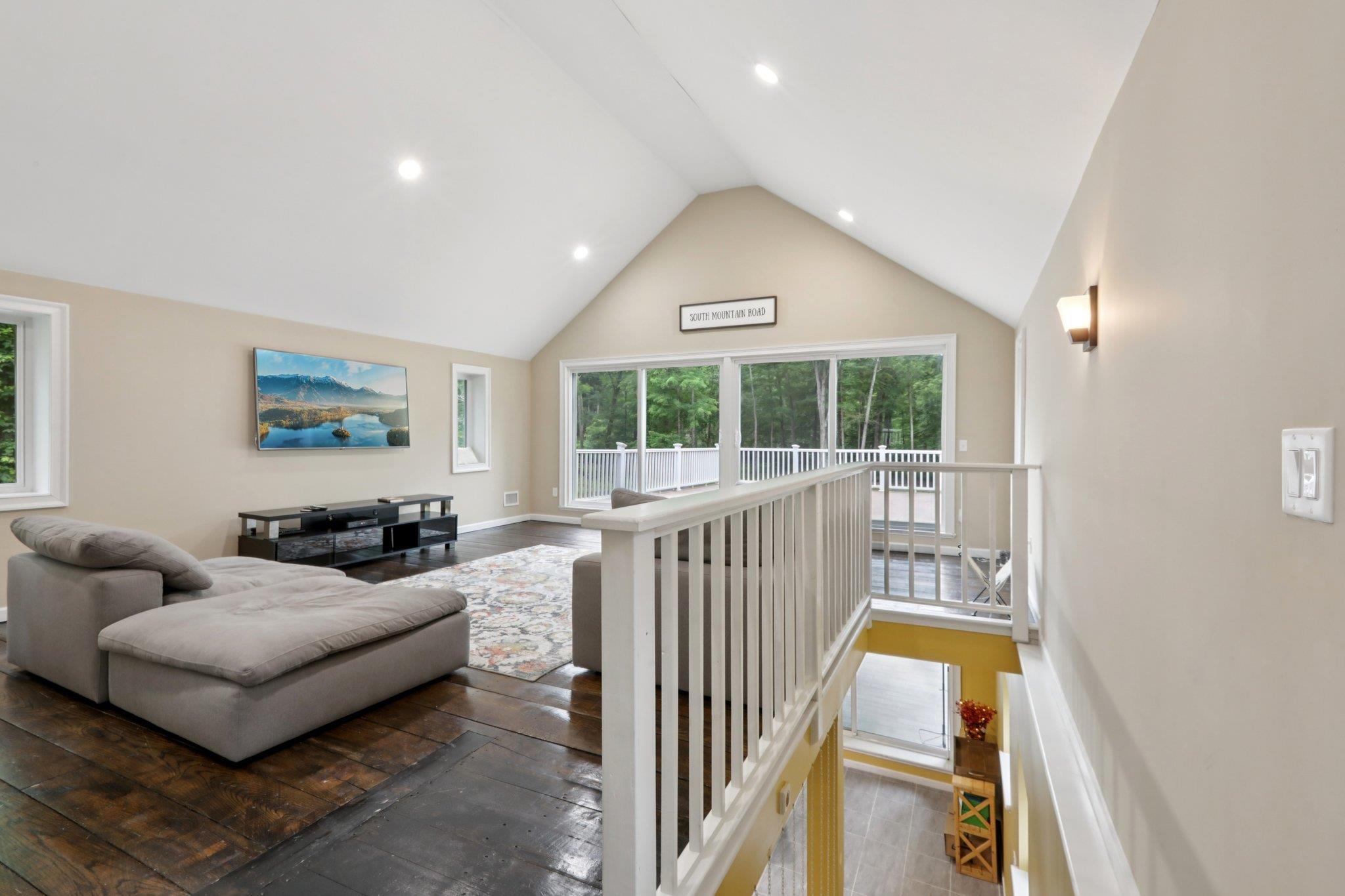 160 S Mountain Road