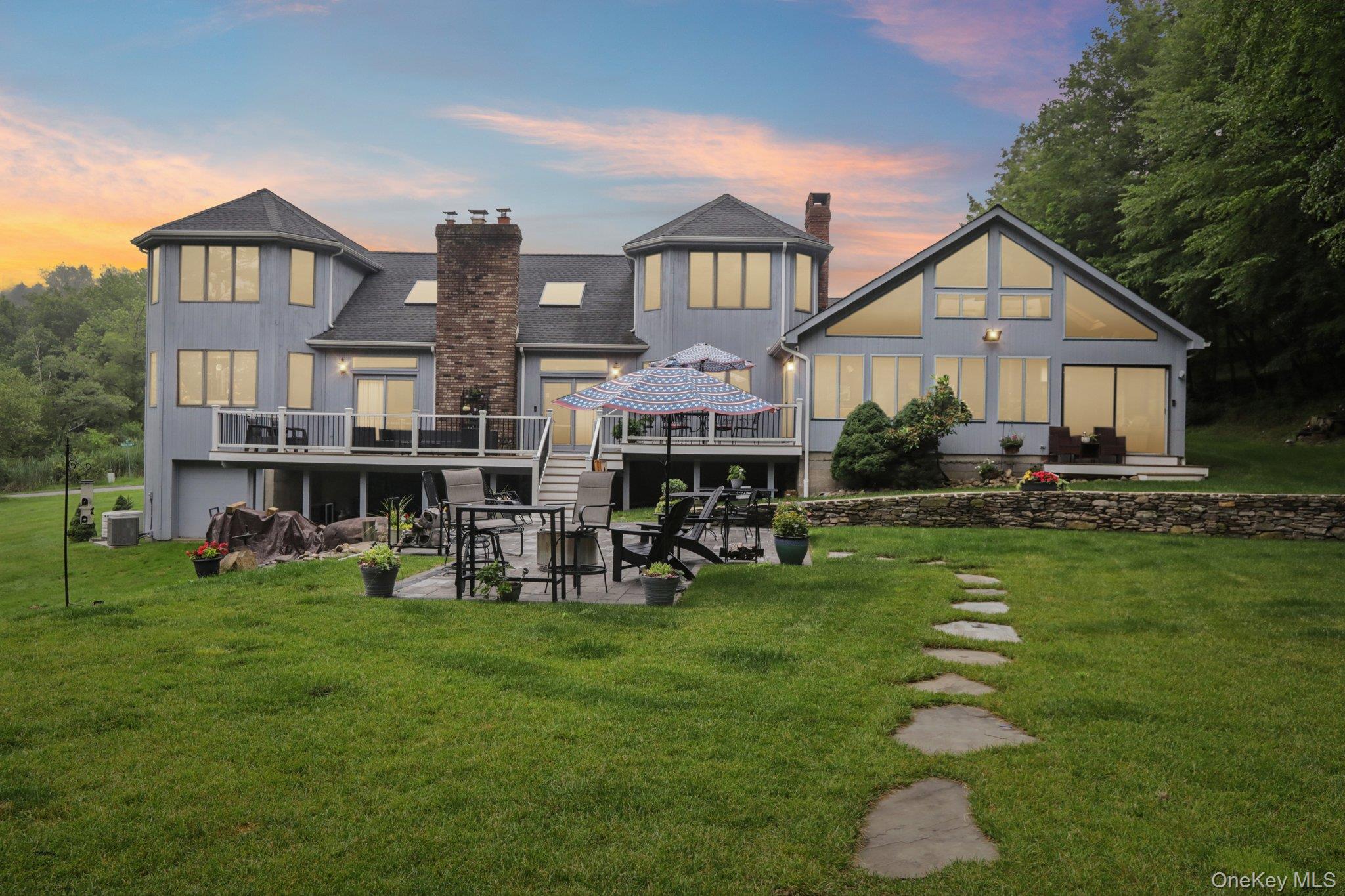 10 Mountain Brook Road