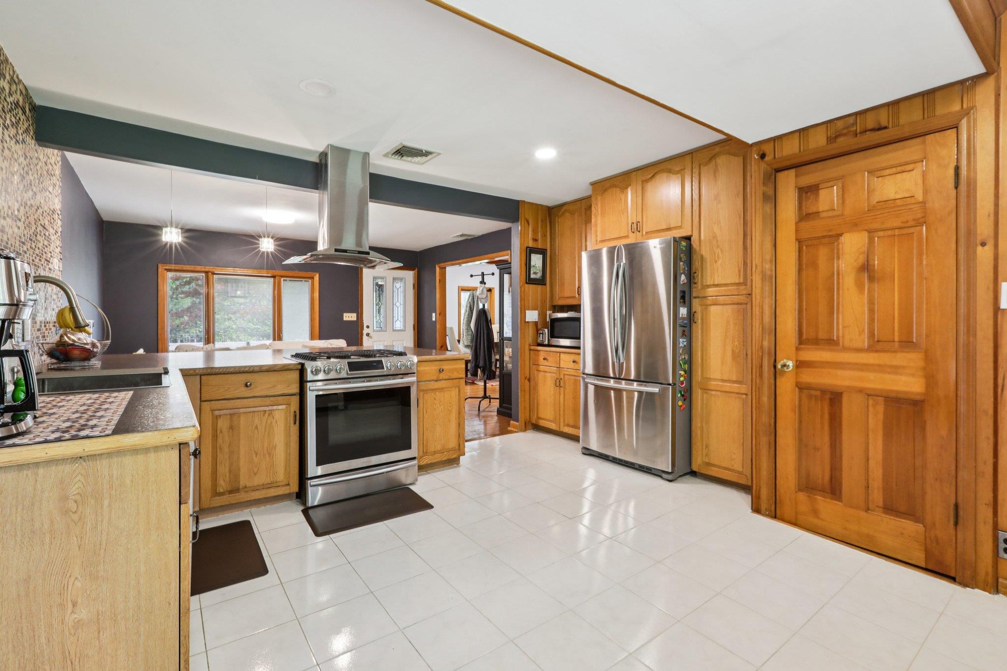 28 Nob Hill Road