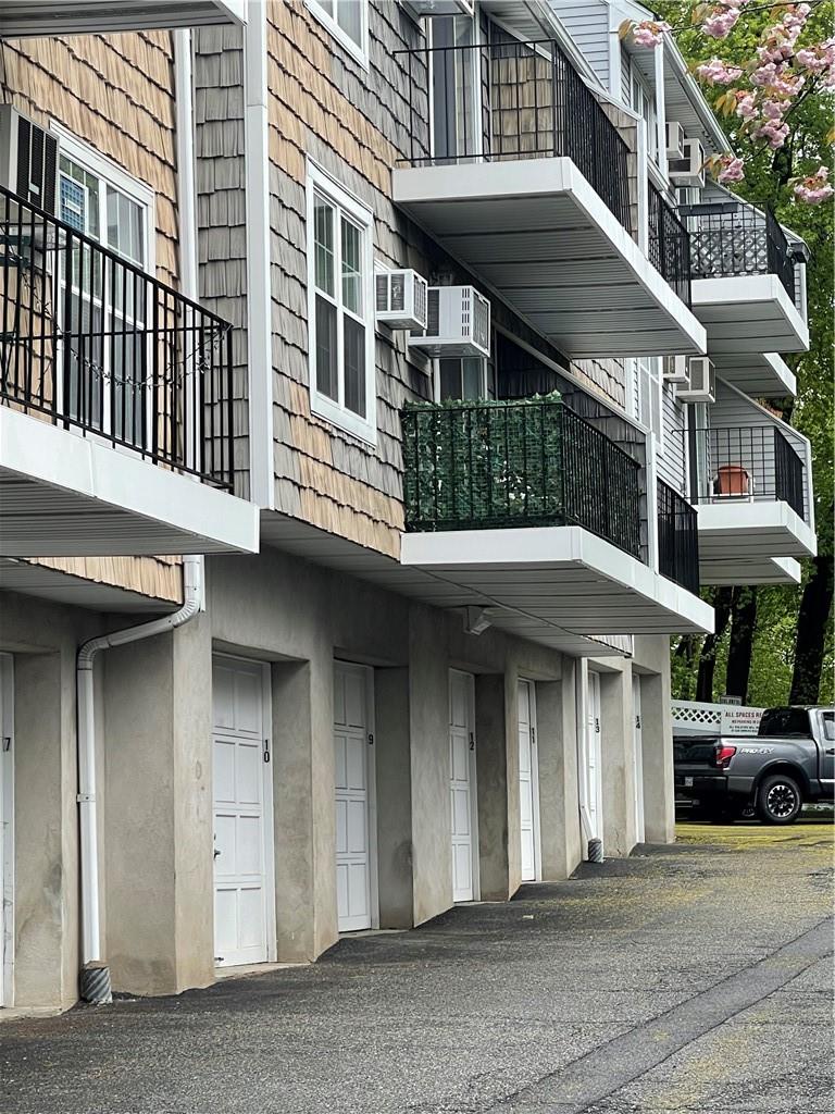 130 N Kensico Avenue