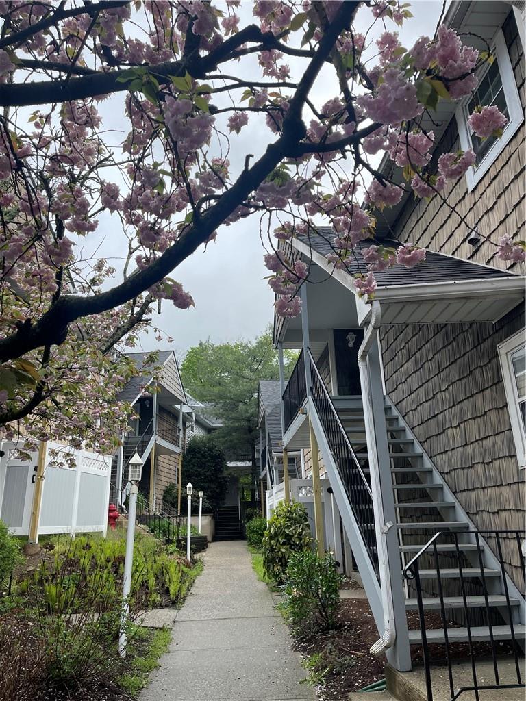 130 N Kensico Avenue