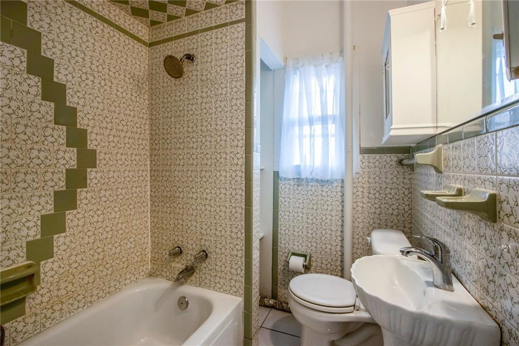 19 W Main Street Unit: 2